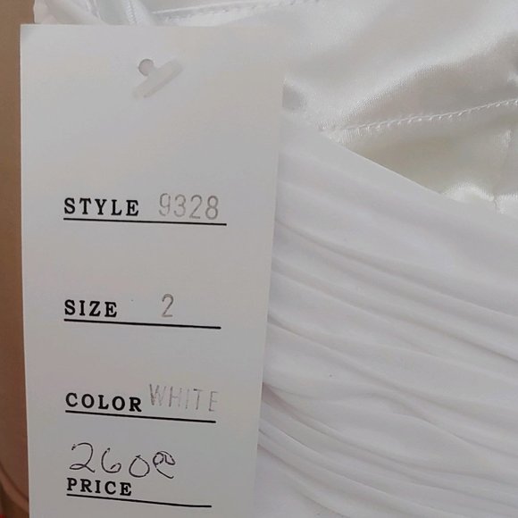 Christopher Henry for JOLI  white formal gown - Picture 4 of 4